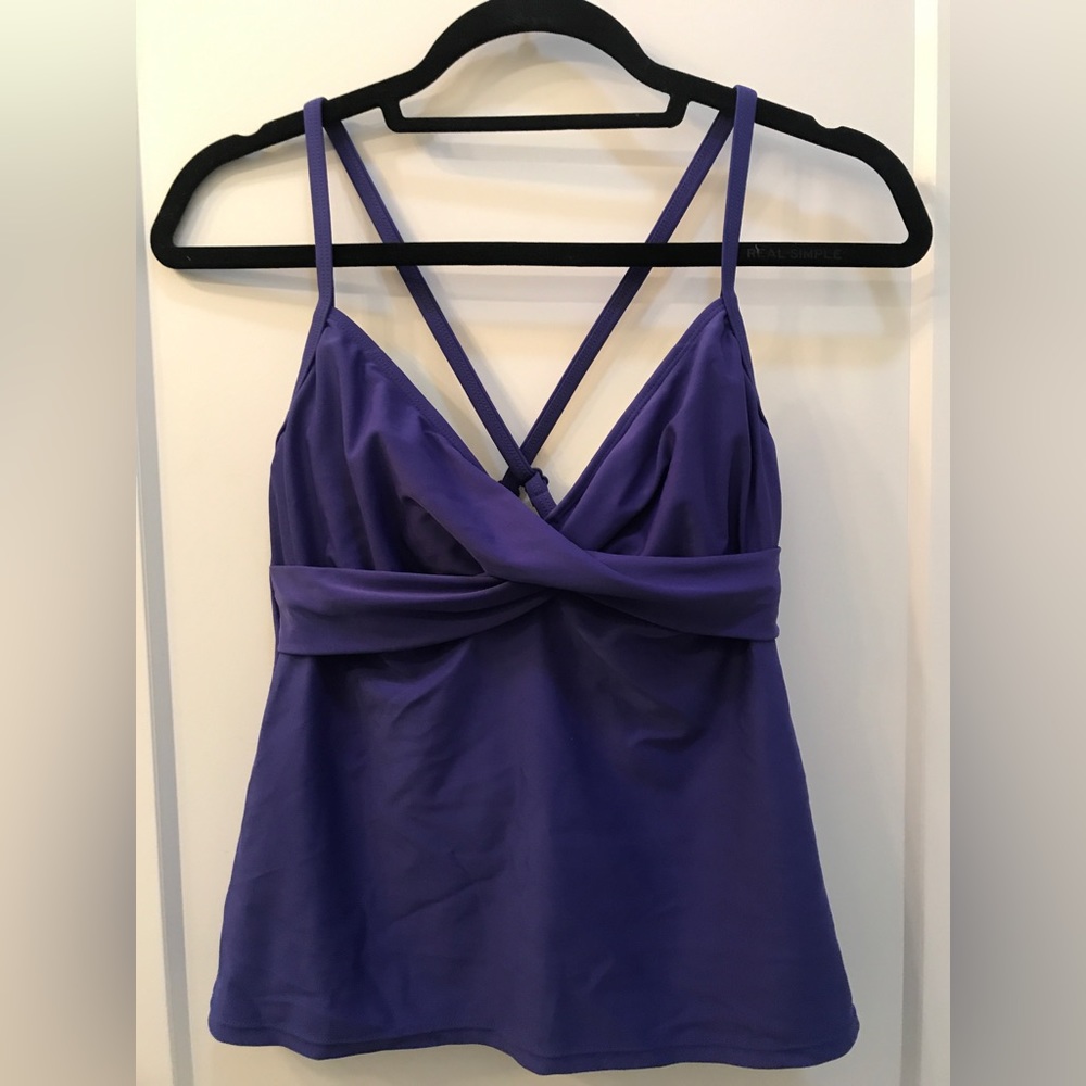 Athleta twist tankini top, size 36B/34C